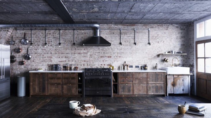 Mark-Lewis-Interior-Design-Hoxton-Square-loft-kitchen-brick-reclaimed-wood-Rory-Gardener-photo-2-733×412